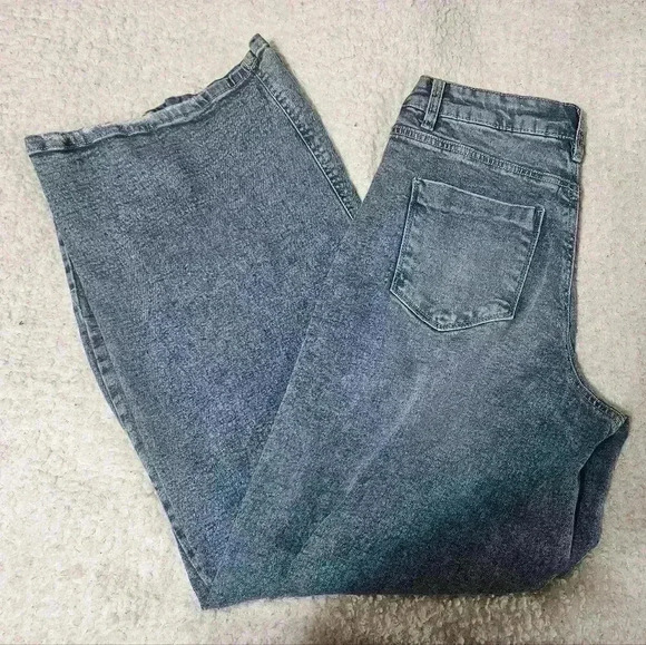 Ban Jara distressed flare jeans! - Picture 1 of 7
